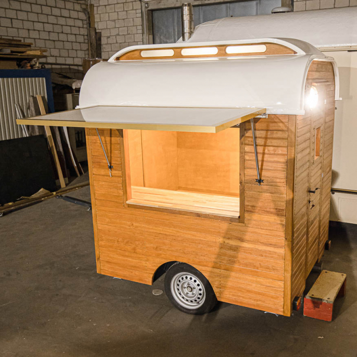 Buschhoff-Fahrzeugbau - Neuaufbau eines historischen Kassenwagens