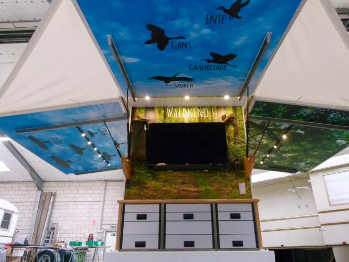 Buschhoff-Fahrzeugbau - Rollende Waldschule