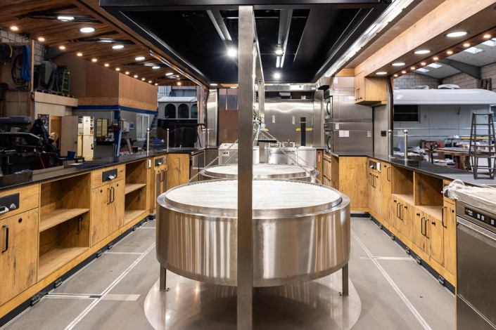 Buschhoff-Fahrzeugbau - Schwenkgrill Drexel